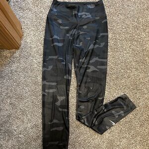 Black Silk Nike Camouflage Leggings